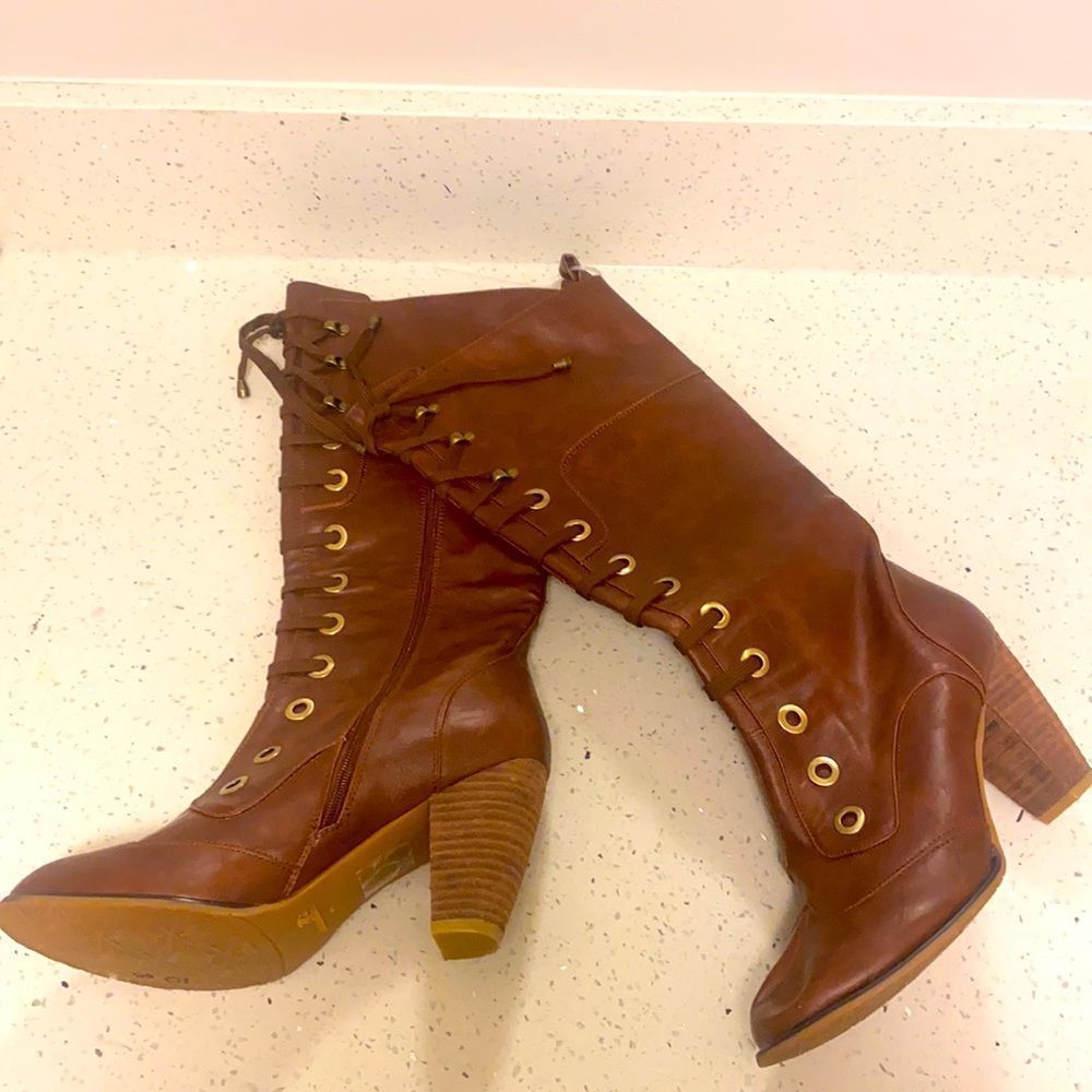 brown leather lace up boots| tall brown boots| women’s size 11